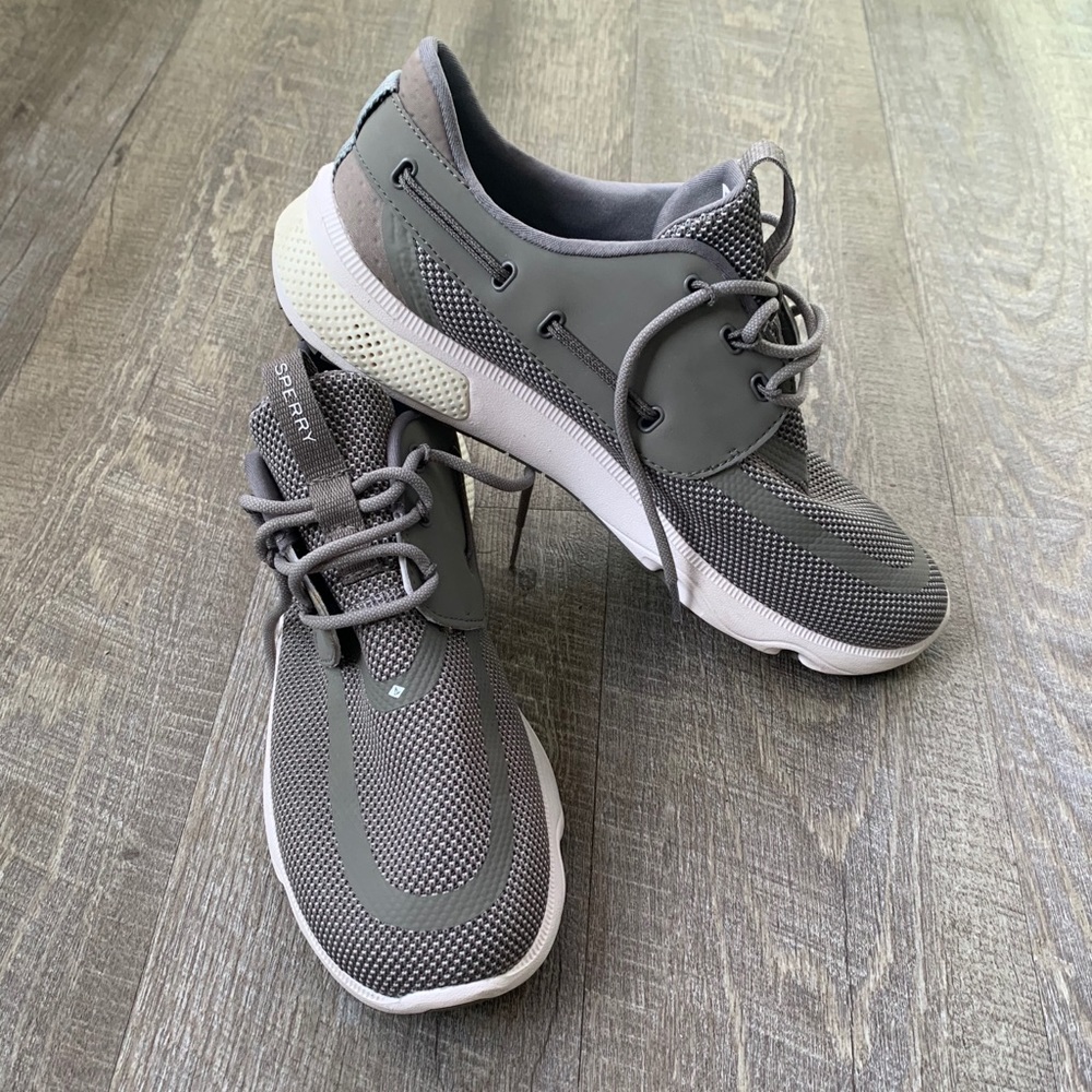 Sperry Men’s Seas 3-Eye Sneaker